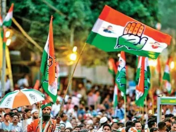 लग्जरी कार में घूमने वाले भाजपा नेता आज फिर चाय कि चुनावी केटली पकड़कर गरीब होने का ढोंग कर रहें