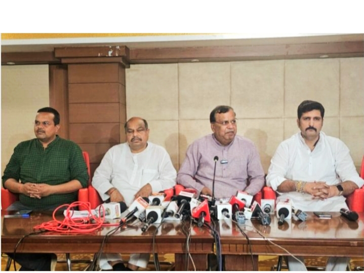 भाजपा ने प्रेस कांफ्रेंस कर कांग्रेस के घोषणा पत्र की निकाली खामियां, शिवरतन बोले सभी वर्गों का हक छीनना चाहती है कांग्रेस…