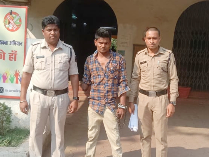 धारदार चाकू के साथ 1 आरोपी गिरफ्तार…