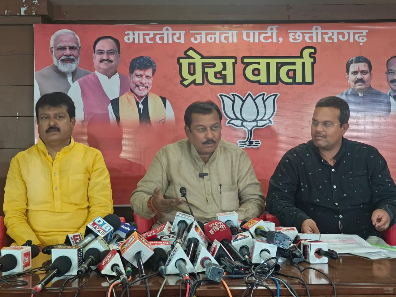 बिना तथ्यों को जाने की जा रही बयानबाजी फर्जी – विजय बघेल