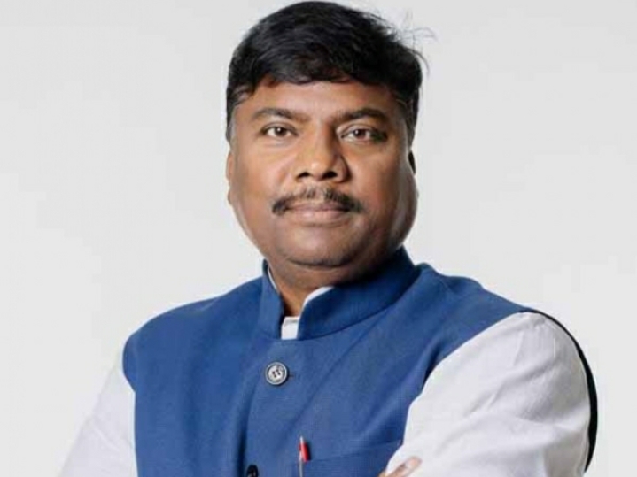 राधिका खेड़ा मामले में मंत्री केदार कश्यप का ट्वीट, कहा कांग्रेस का महिला विरोधी चरित्र एक बार फिर सामने आया है…