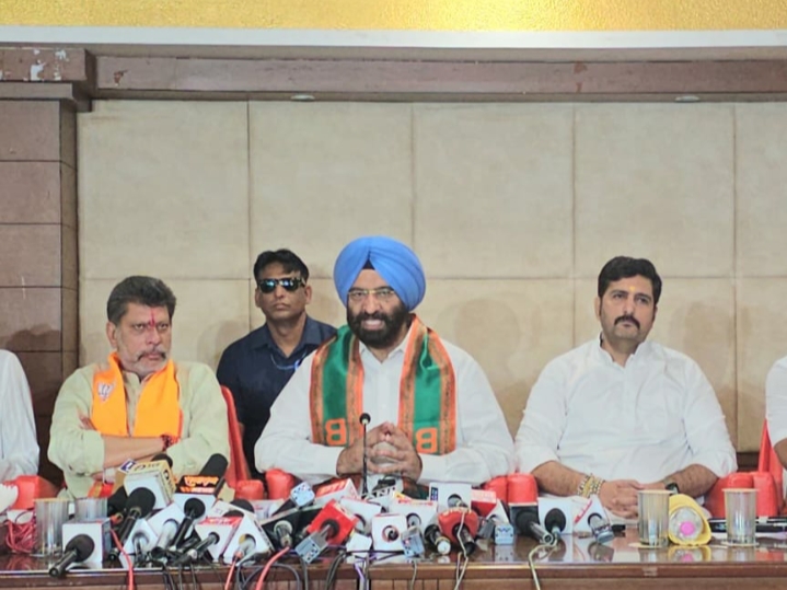 कांग्रेस के हाथ सिखों के खून से रंगे हैं: मनजिंदर सिंह सिरसा