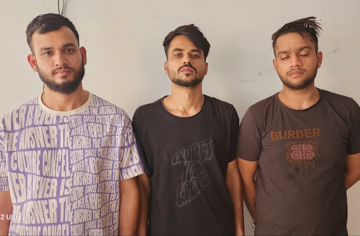 एम.डी.एम.ए. एवं कोकिन के साथ 01 अंतर्राज्यीय एवं 01 महिला सहित कुल 04 आरोपी गिरफ्तार