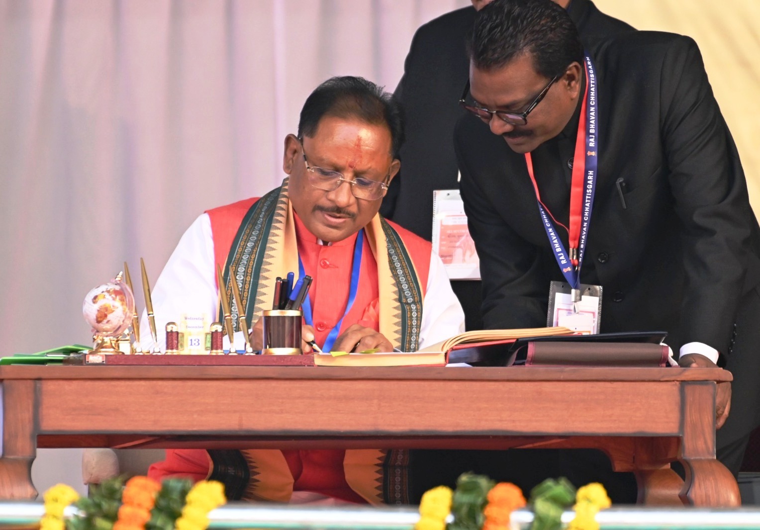 विष्णु देव साय सरकार के छह माह, सुशासन के ट्रैक पर विकास ने फिर पकड़ी रफ्तार, किसानों, महिलाओं और युवाओं के लिए हुए हैं ऐतिहासिक फैसले…