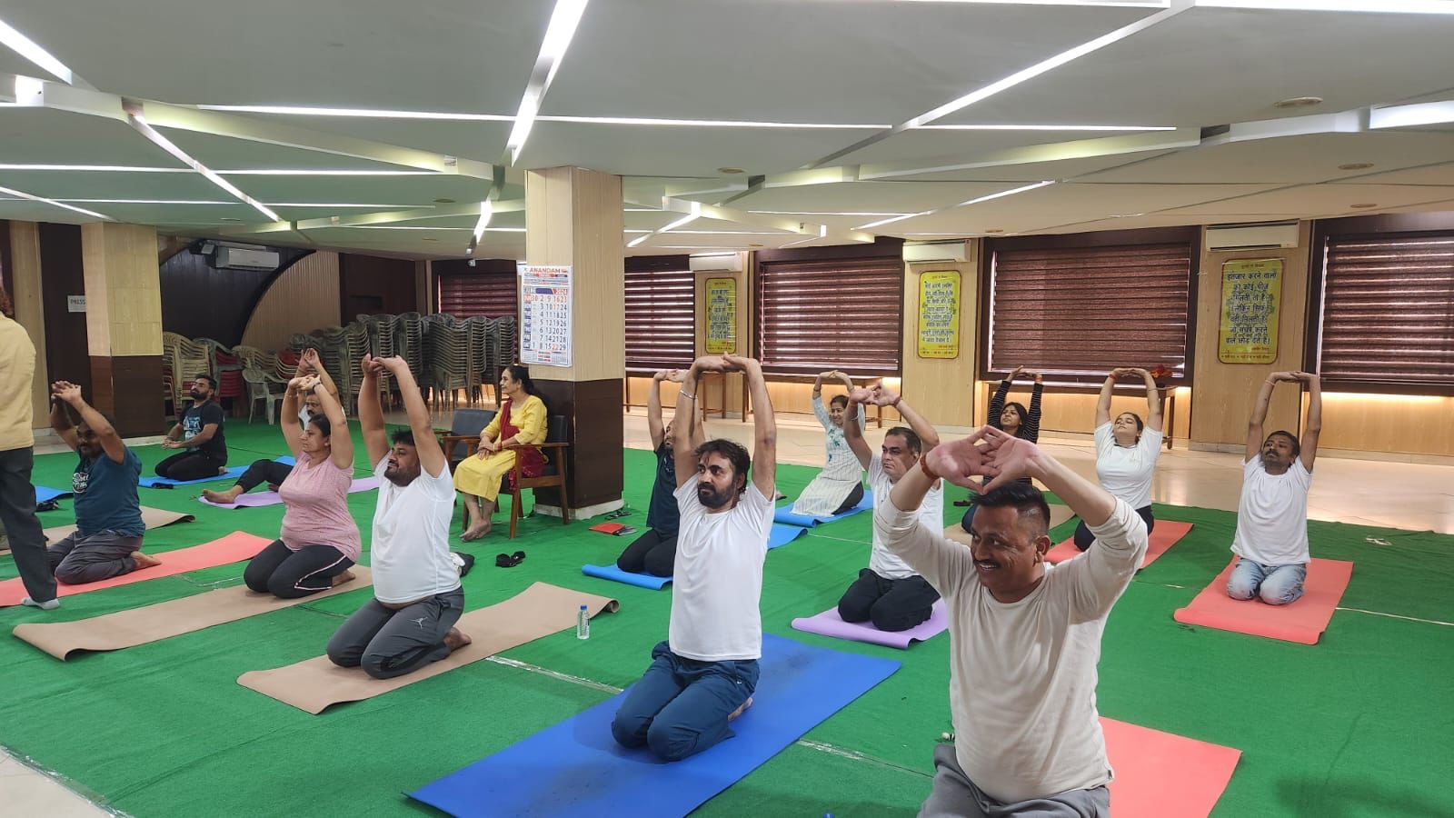 चेम्बर भवन में अंतर्राष्ट्रीय योग दिवस के उपलक्ष्य में ‘‘योग एवं ध्यान‘‘ कार्यक्रम का हुआ आयोजन…