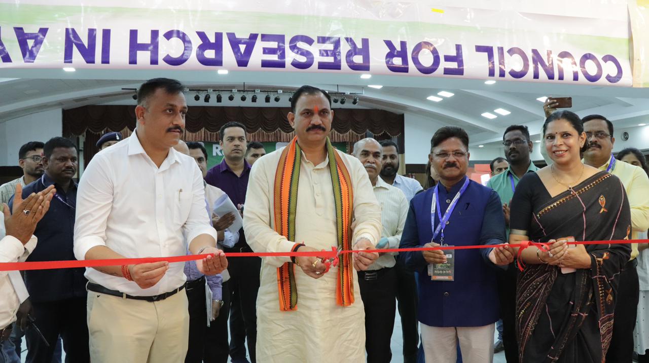 भारत से निकल कर पूरी दुनिया में पहुँच रहा है आयुर्वेद: श्याम बिहारी जायसवाल