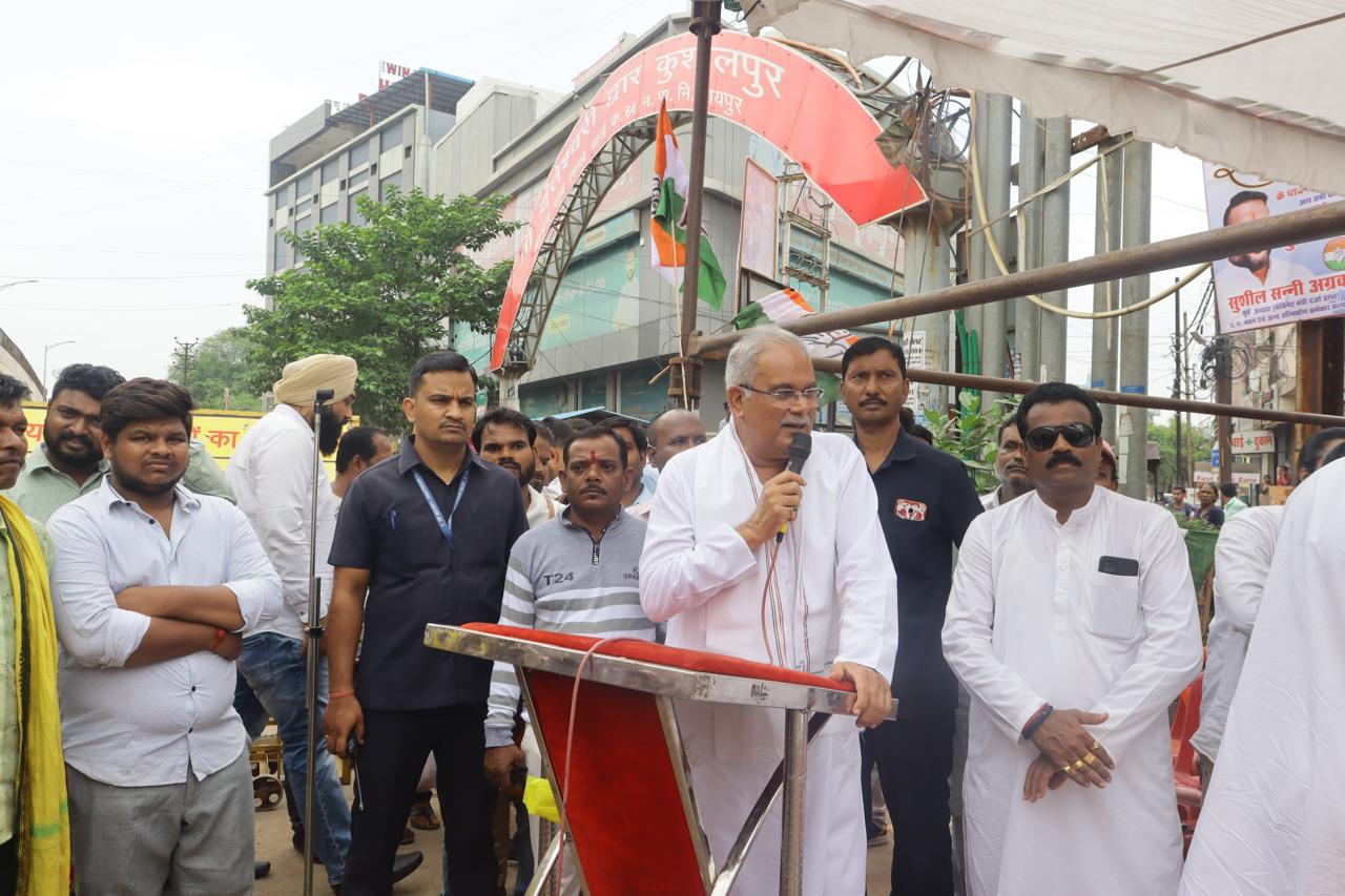 बिजली कटौती और दाम बढ़ोतरी के विरोध में कांग्रेस का प्रदेश व्यापी विरोध प्रदर्शन