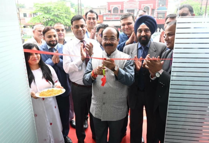 उप मुख्यमंत्री अरुण साव ने एचडीएफसी बैंक की नई शाखा का किया उद्घाटन…
