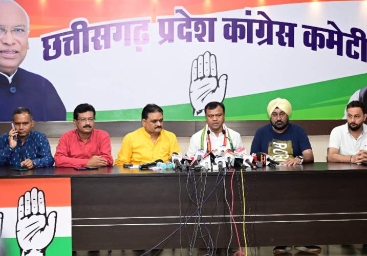 सरकार उद्योगों और आम उपभोक्ताओं के बिजली के दाम वापस ले…