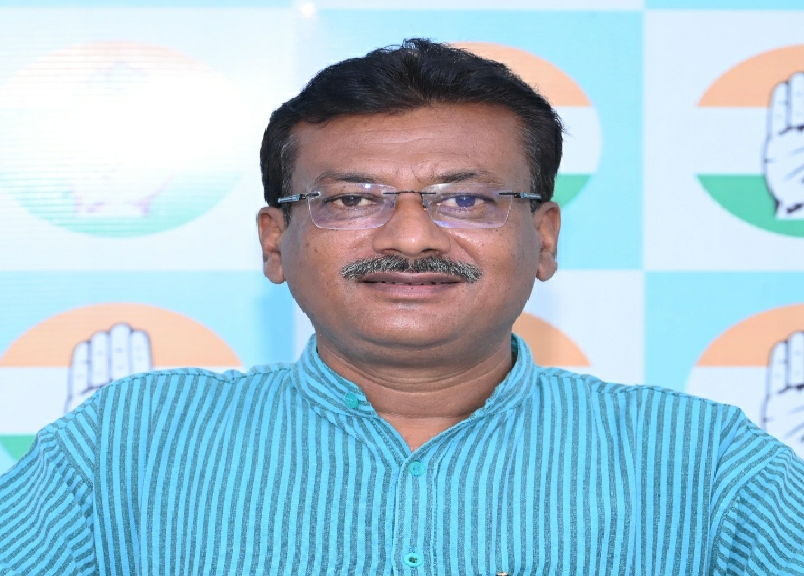 शिक्षकों की युक्तियुक्तकरण के नाम से 4077 सरकारी स्कूल और शिक्षकों के पद को खत्म करने की साजिश…