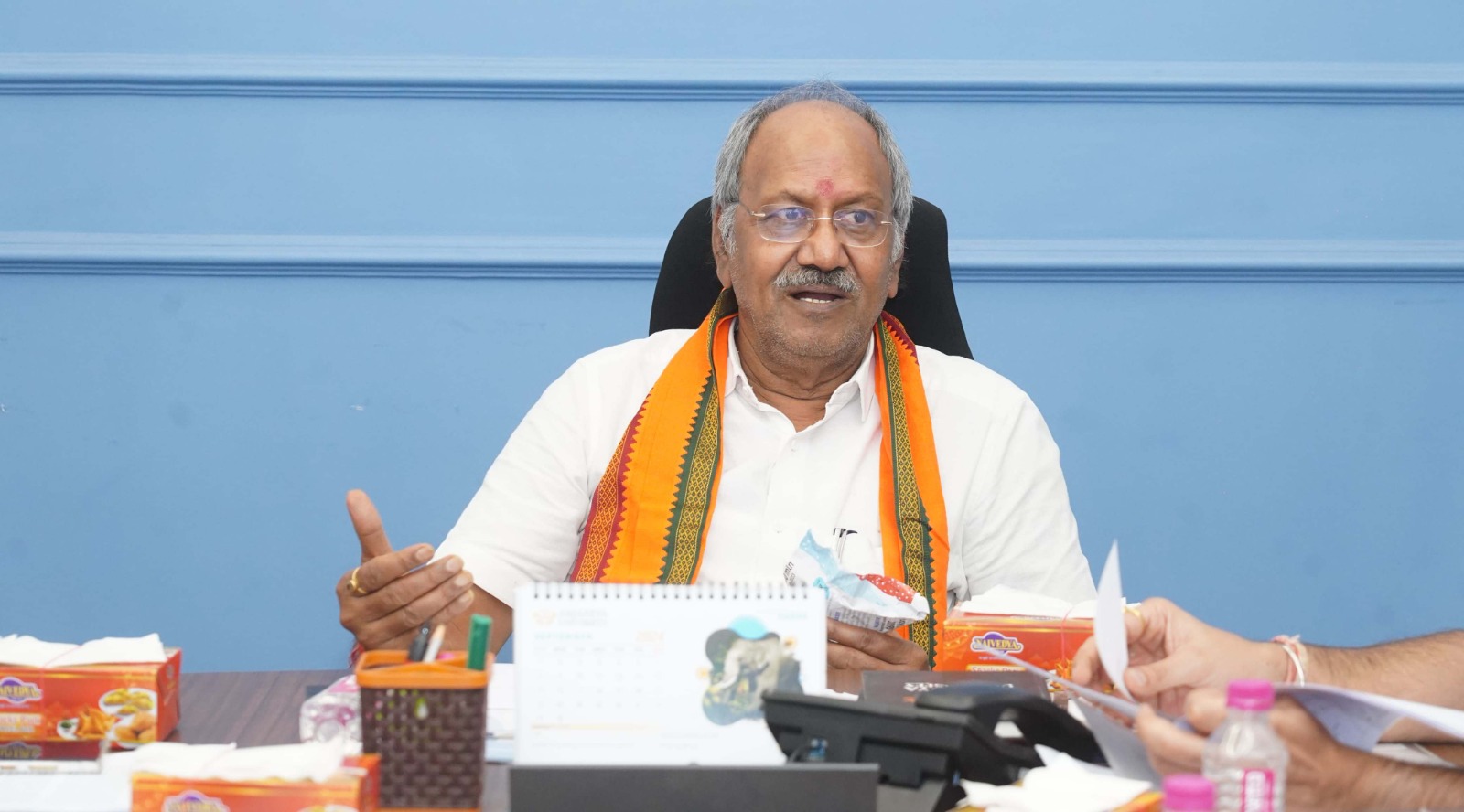 रायपुर-केन्द्री-अभनपुर ब्रॉड गेज रूट पर ट्रेन सुविधा उपलब्ध कराने की मांग, सांसद बृजमोहन ने रेल मंत्री को लिखा पत्र…