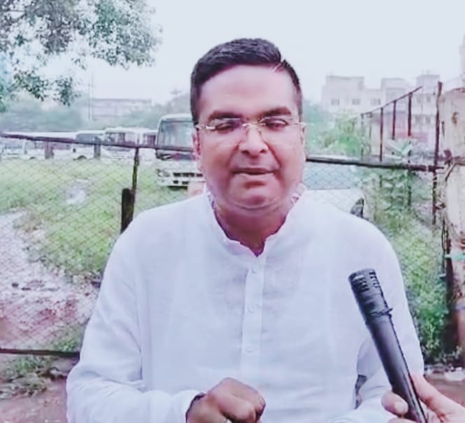 तीजा-पोला पर तिजहारिन माताओं बहनों को विधायक रिकेश सेन की बड़ी सौगात, भिलाई में इलेक्ट्रिक सिटी बसों के लिए 7 करोड़ के प्रोजेक्ट को हरी झंडी, 50 बसें स्वीकृत, जल्द शुरू होगा चार्जिंग डिपो…