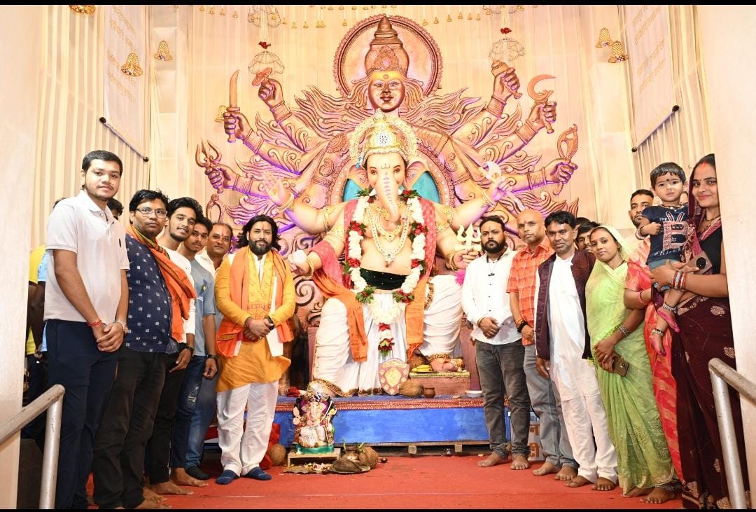 आरंग विधायक ने किया आरंग नगर के गणेश पण्डालों का भ्रमण…