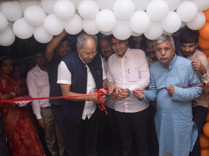 सांसद बृजमोहन अग्रवाल ने नवनिर्मित शासकीय हाई स्कूल भवन का लोकार्पण किया…