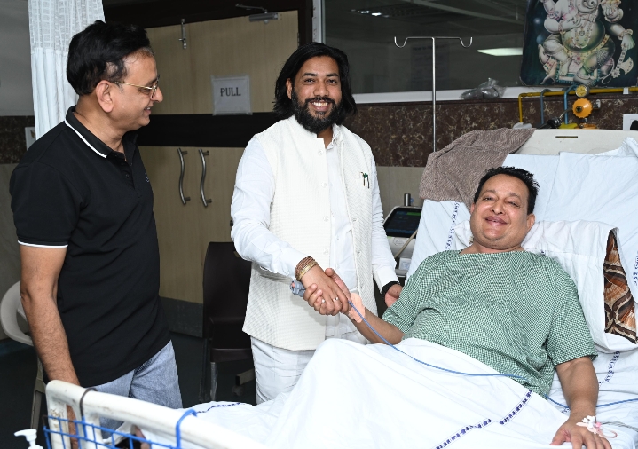 आरंग विधायक गुरु खुशवंत साहेब पहुंचे रायपुर के बालाजी हॉस्पिटल…