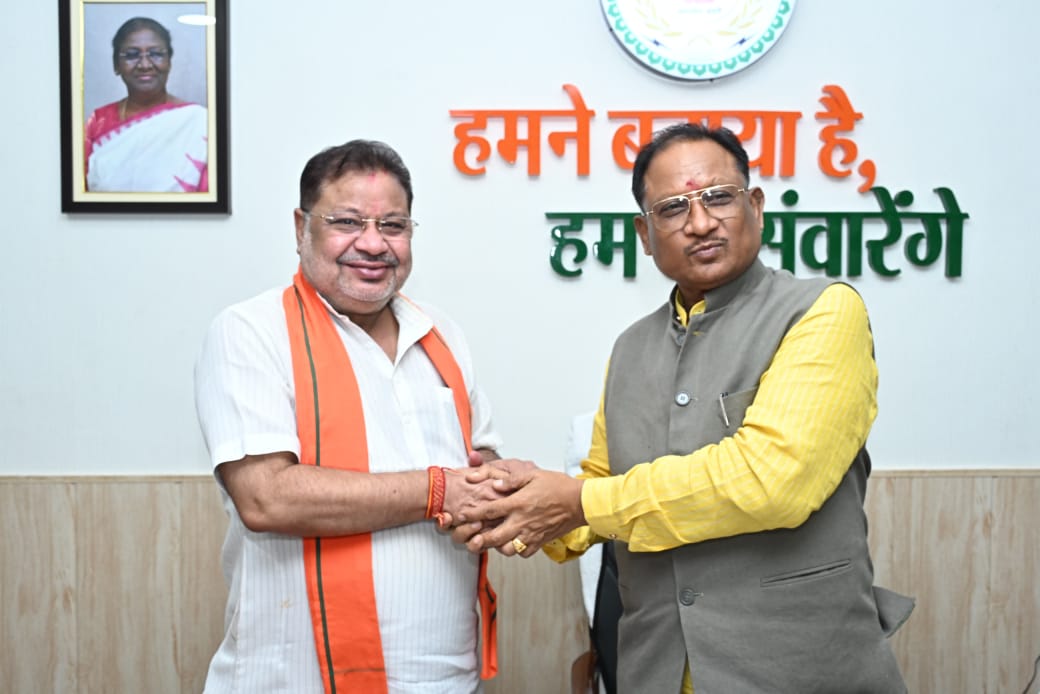 मुख्यमंत्री विष्णु देव साय से मिले भाजपा प्रत्याशी सुनील सोनी…