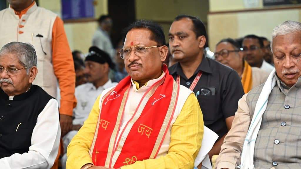 प्रधानमंत्री के मन की बात कार्यक्रम में शामिल हुए मुख्यमंत्री विष्णुदेव साय…