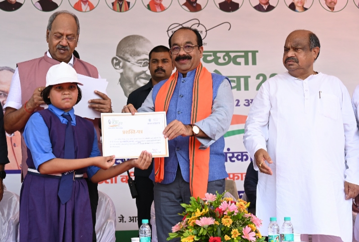 स्वच्छता अभियान जन आंदोलन के रूप में बढ़ रहा – अरुण साव