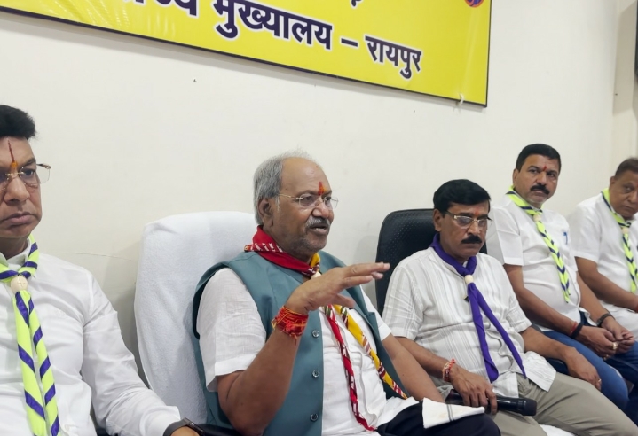 सांसद बृजमोहन की अध्यक्षता में भारत स्काउट्स एवं गाइड्स राज्य परिषद की बैठक…