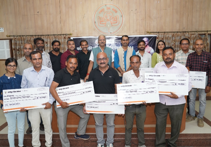 सांसद बृजमोहन ने फोटो प्रदर्शनी के विजेताओं को किया सम्मानित…