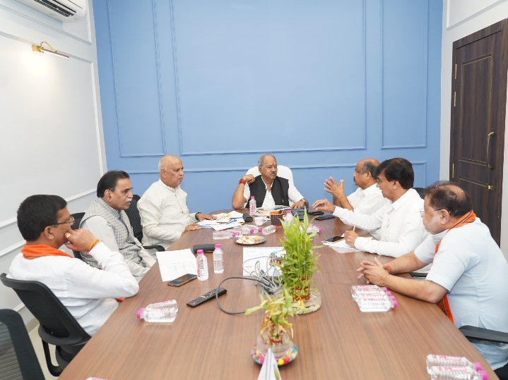 रायपुर दक्षिण उपचुनाव में भाजपा ने कसी कमर, सांसद बृजमोहन ने ली उच्च स्तरीय बैठक…