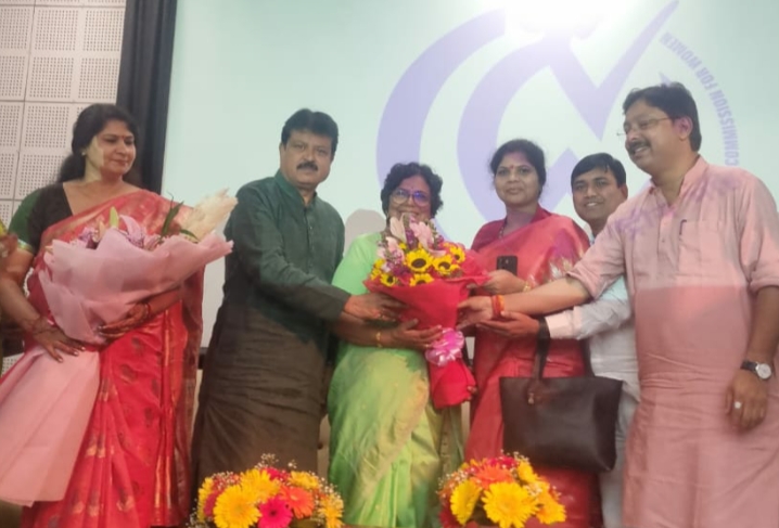 महिला आयोग की राष्ट्रीय अध्यक्ष बनीं विजया राहटकर..