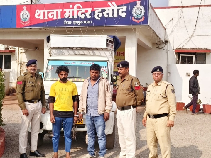 अवैध रूप से मवेशी तस्करी करते 02 अंतर्राज्यीय तस्कर गिरफ्तार…