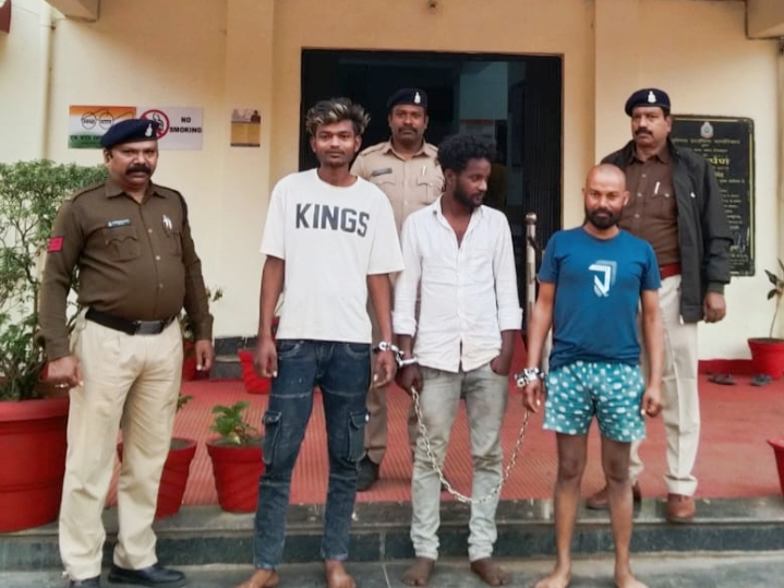 दुष्कर्म की घटना को अंजाम देने वाले तीन आरोपी गिरफ्तार…