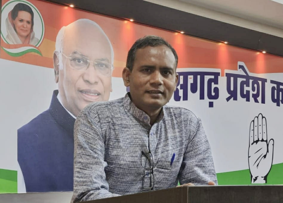 अग्निवीर अभ्यर्थी कचरा गाड़ी में ढोए जा रहे हैं, सरकार की उपेक्षा और बदइंतजामी से सैकड़ो युवा चाय, पानी, भोजन, आवास के लिए तरसे…