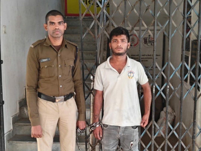 धारदार चाकू के साथ आरोपी चाहत सेन गिरफ्तार…