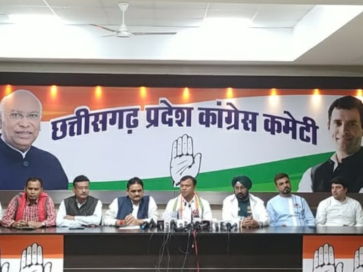 प्रदेश में उठाव नहीं होने के कारण धान खरीदी बंद हो गयी है, भाजपा की आपसी गुटबाजी के कारण राईस मिलरों से गतिरोध – दीपक बैज