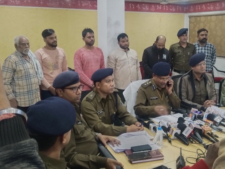 गौमांस बिक्री करने वाले आधा दर्जन आरोपी गिरफ्तार…