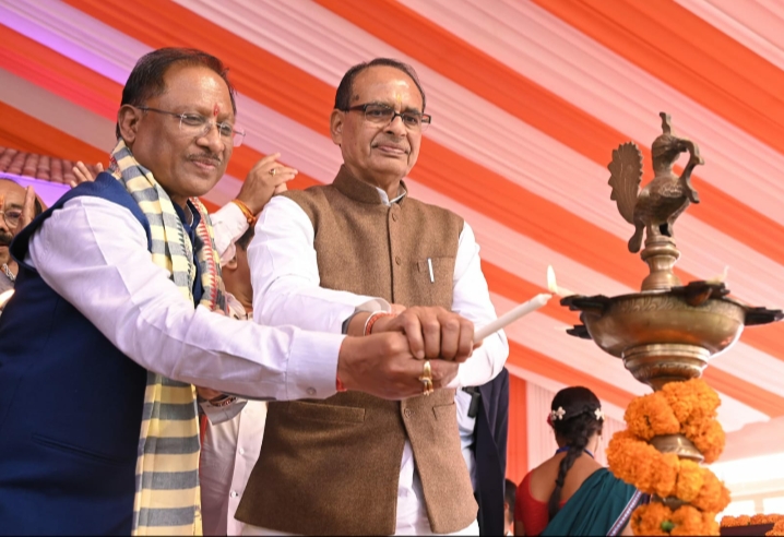 डबल इंजन की सरकार पूरी प्रतिबद्धता के साथ प्रदेश की तस्वीर और तकदीर बदलने के लिए कर रही है काम : शिवराज सिंह चौहान