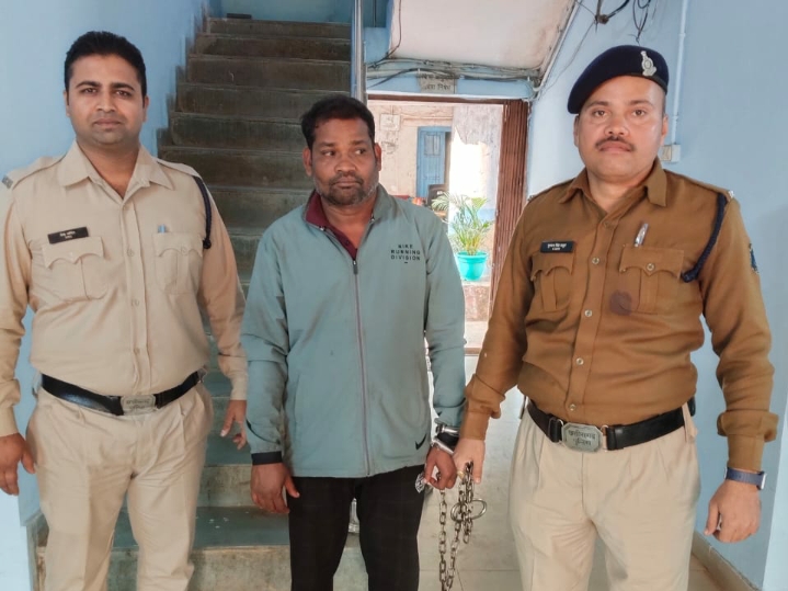पत्नि की हत्या करने वाला आरोपी पति शेखर साहू गिरफ्तार…