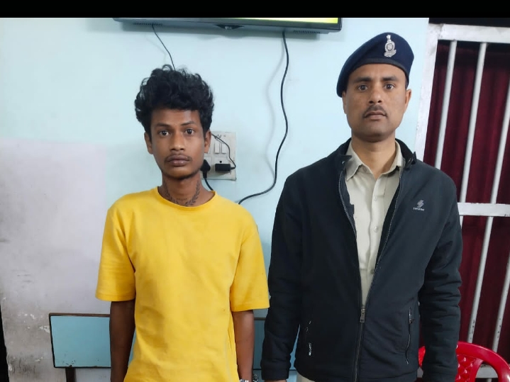 चाकू के साथ आरोपी नरेश जाल गिरफ्तार…