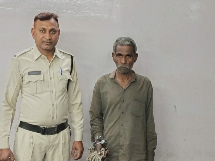 अवैध रूप से शराब बिकी करते आरोपी तिहारू केवंट गिरफ्तार…