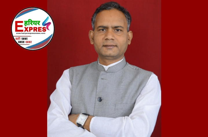 रायपुर जिला पंचायत, क्षेत्र क्रमांक 05 से प्रदेश कांग्रेस के वरिष्ठ प्रवक्ता सुरेंद्र वर्मा ने दाखिल किया नामांकन…