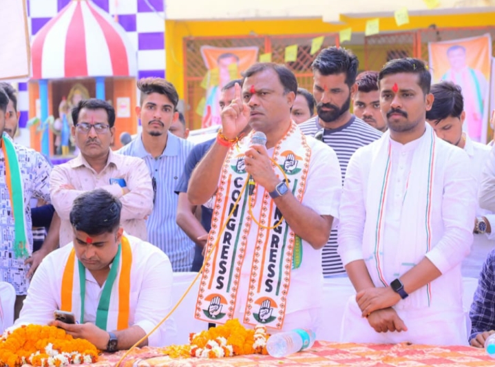 प्रदेश कांग्रेस अध्यक्ष दीपक बैज ने रायपुर में किया धुंआधार चुनाव प्रचार