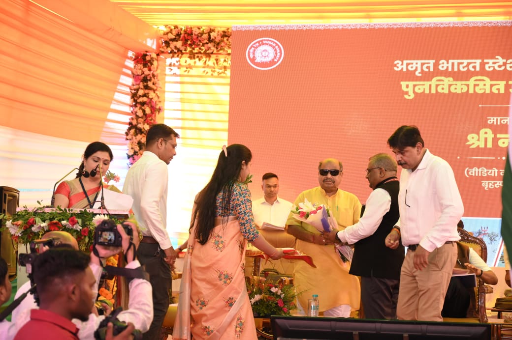 अमृत भारत स्टेशन’ योजना से बदल रहा है भारत का सफर – पुरन्दर मिश्रा