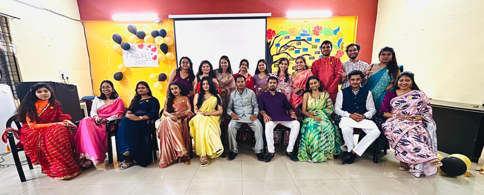 केटीयू के जनसंचार एवं इलेक्ट्रॉनिक मीडिया विभाग में सीनियर विद्यार्थियों के लिए विदाई समारोह आयोजित…