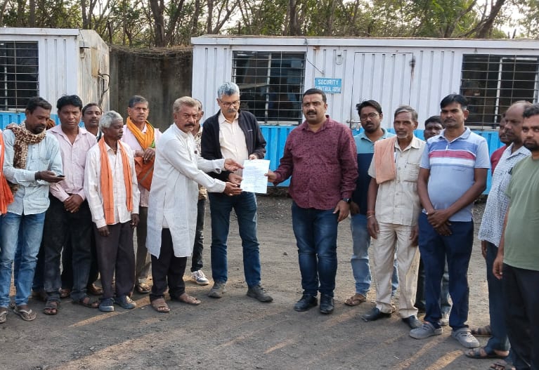 के एस के भुविस्थापित जीवन निर्वाह भत्ता समिति के सदस्यों ने सौपा ज्ञापन…