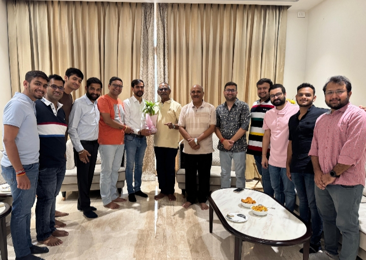 माहेश्वरी युवा मंडल ने विजय अग्रवाल को छत्तीसगढ़ अग्रवाल सभा का अध्यक्ष चुने जाने पर दी बधाई…