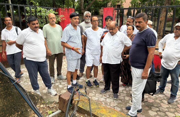 स्वच्छ भारत मिशन को साकार कर रहे उत्तर विधायक पुरंदर मिश्रा…