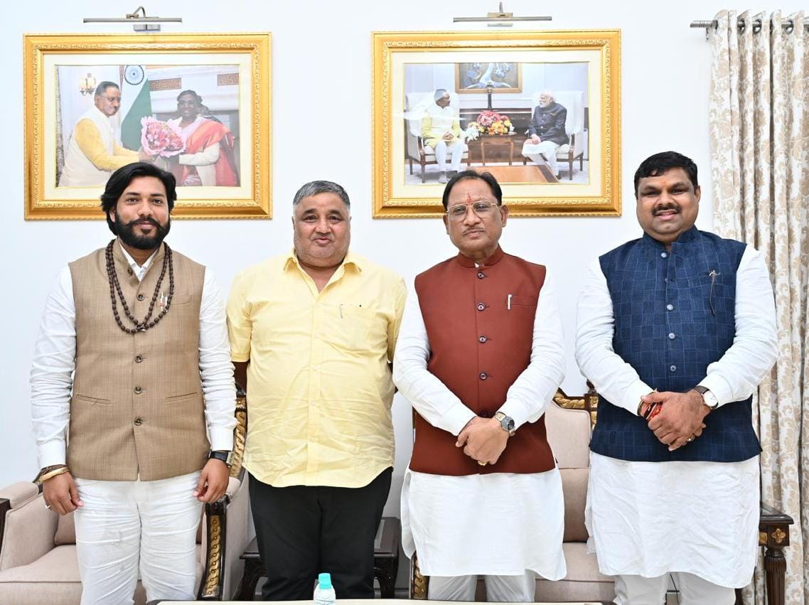 मुख्यमंत्री विष्णुदेव साय ने गजेंद्र यादव, गुरु खुशवंत साहेब एवं राजेश अग्रवाल को दी शुभकामनाएँ…