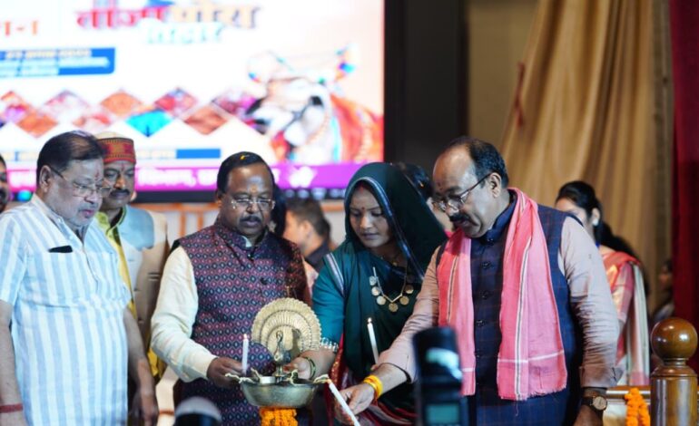 छत्तीसगढ़ रजत महोत्सव: महिला सम्मेलन एवं तीजा-पोरा महोत्सव का भव्य आयोजन…