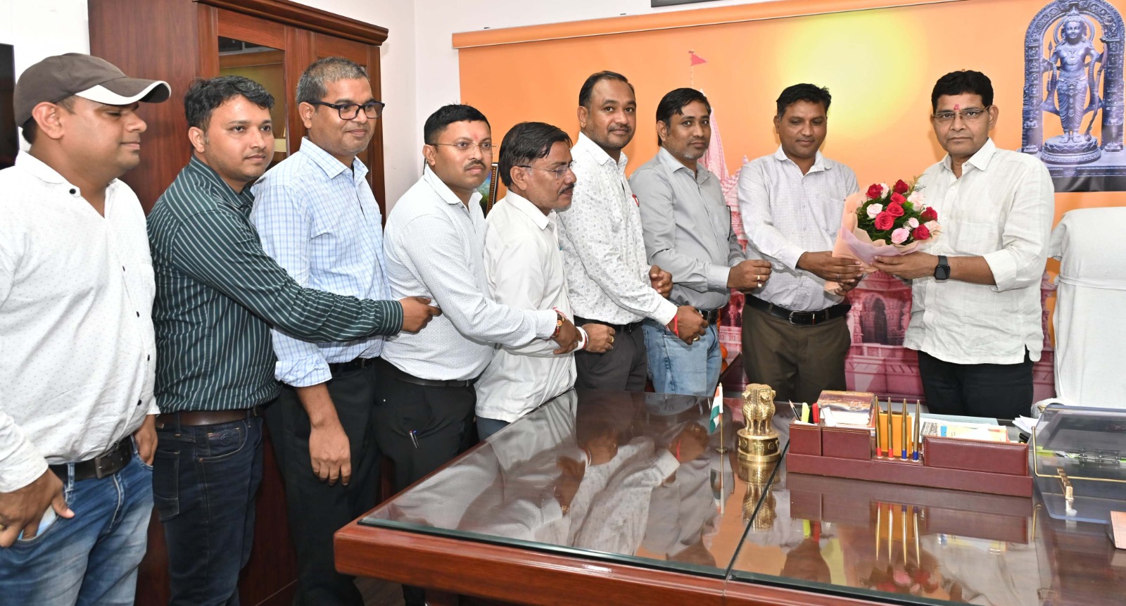 राजस्व प्रकरण निर्धारित समय सीमा में निराकरण करना राजस्व अधिकारी सुनिश्चित करें – राजस्व मंत्री टंकराम वर्मा