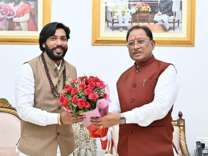 कैबिनेट मंत्री गुरु खुशवंत साहेब ने मुख्यमंत्री विष्णु देव साय को दी ऐतिहासिक उपलब्धि पर बधाई…