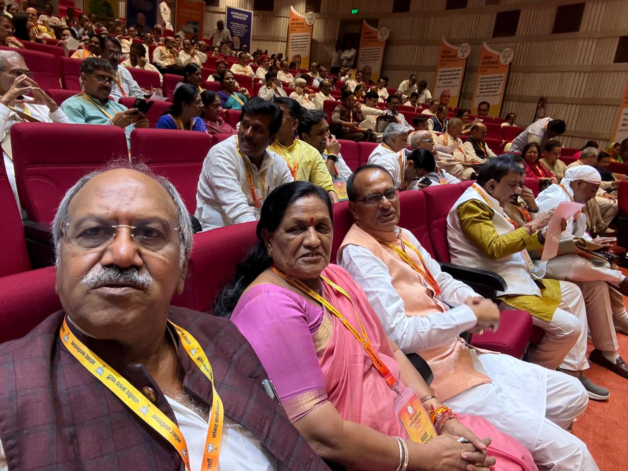 सांसदों के तीन दिवसीय प्रशिक्षण वर्ग में शहरी विकास, स्वच्छता और जनाधार विस्तार पर ज़ोर…