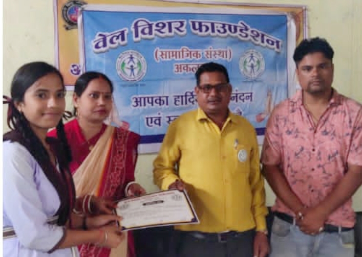 वेल विशर फाउंडेशन द्वारा मिट्टी के दिए और लोकल मार्केट को बढ़ावा को लेकर चलाया गया जागरूकता…