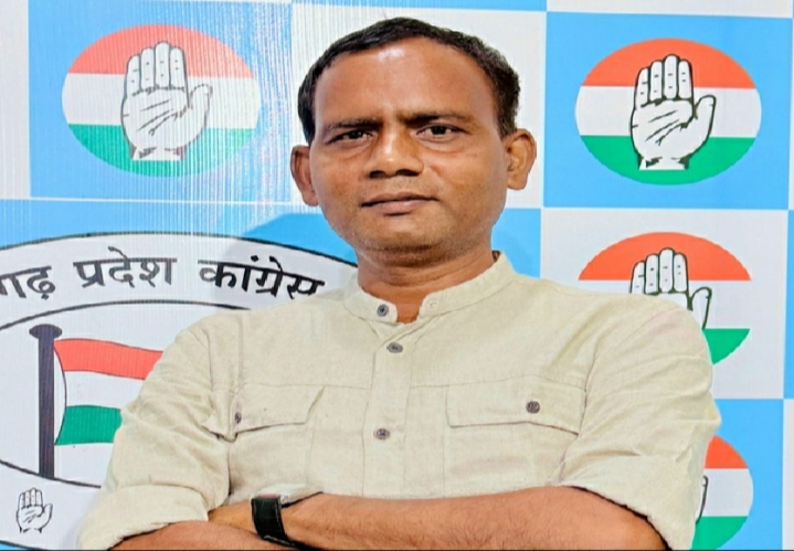 ’नववर्ष की पहली सुबह ही फूटा मोदी सरकार के महंगाई का बम, 111 बढ़ गए एलपीजी सिलेंडर के दाम’